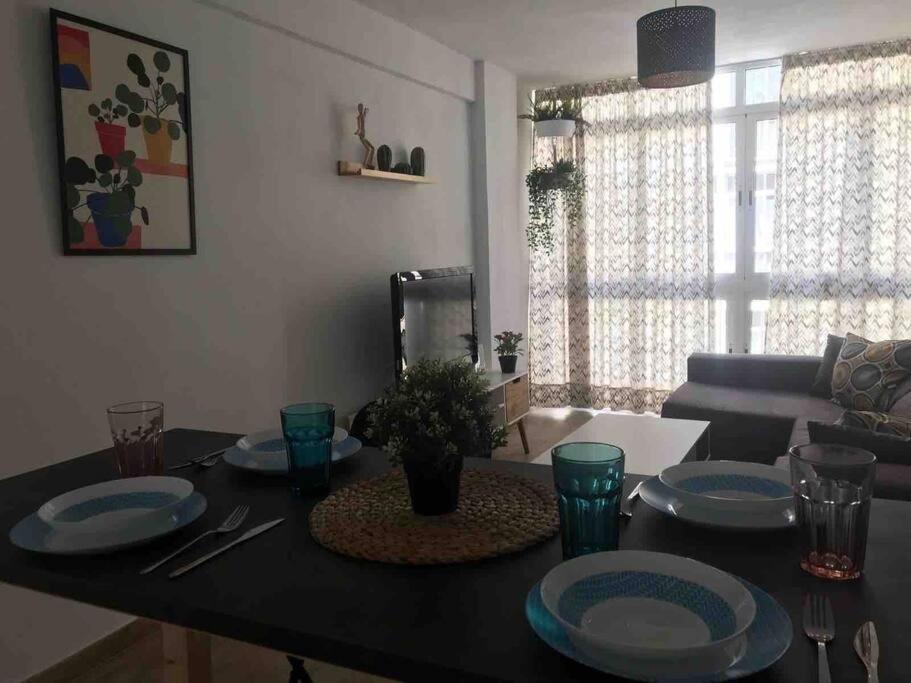 Ideal Apartamento En El Barrio De Las Delicias Málaga Extérieur photo